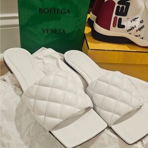 Bottega Veneta